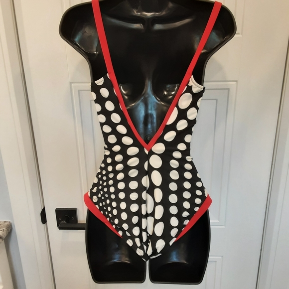 Diva by R. Pappo Swimsuit - Picture 2 of 3